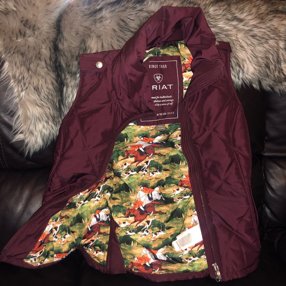 Ariat Burgundy Vest